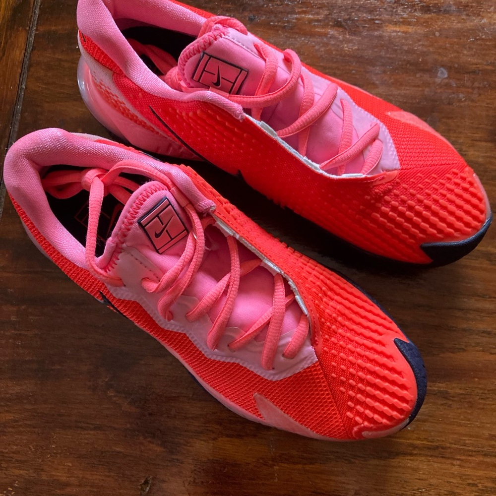 NikeCourt Air Zoom Vapor Cage 4 Pink/Crimson Sneakers